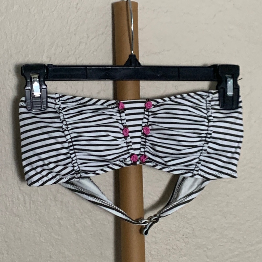 Betsey Johnson size medium strapless bikini set